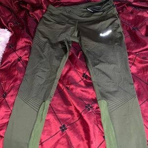 Nike olive green leggings